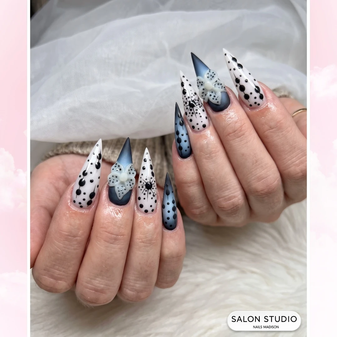 Natural nails art